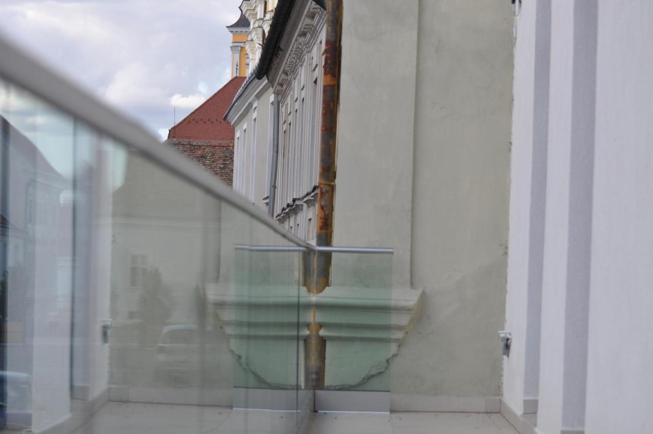 Central Vendeghaz Székesfehérvár Exterior foto